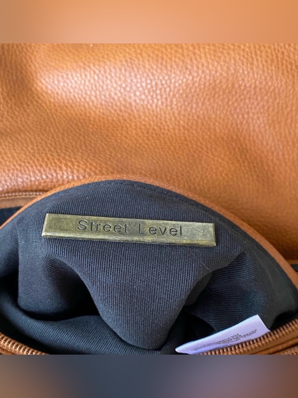 Street Level Tan Leather Crossbody Bag - Picture 9 of 12
